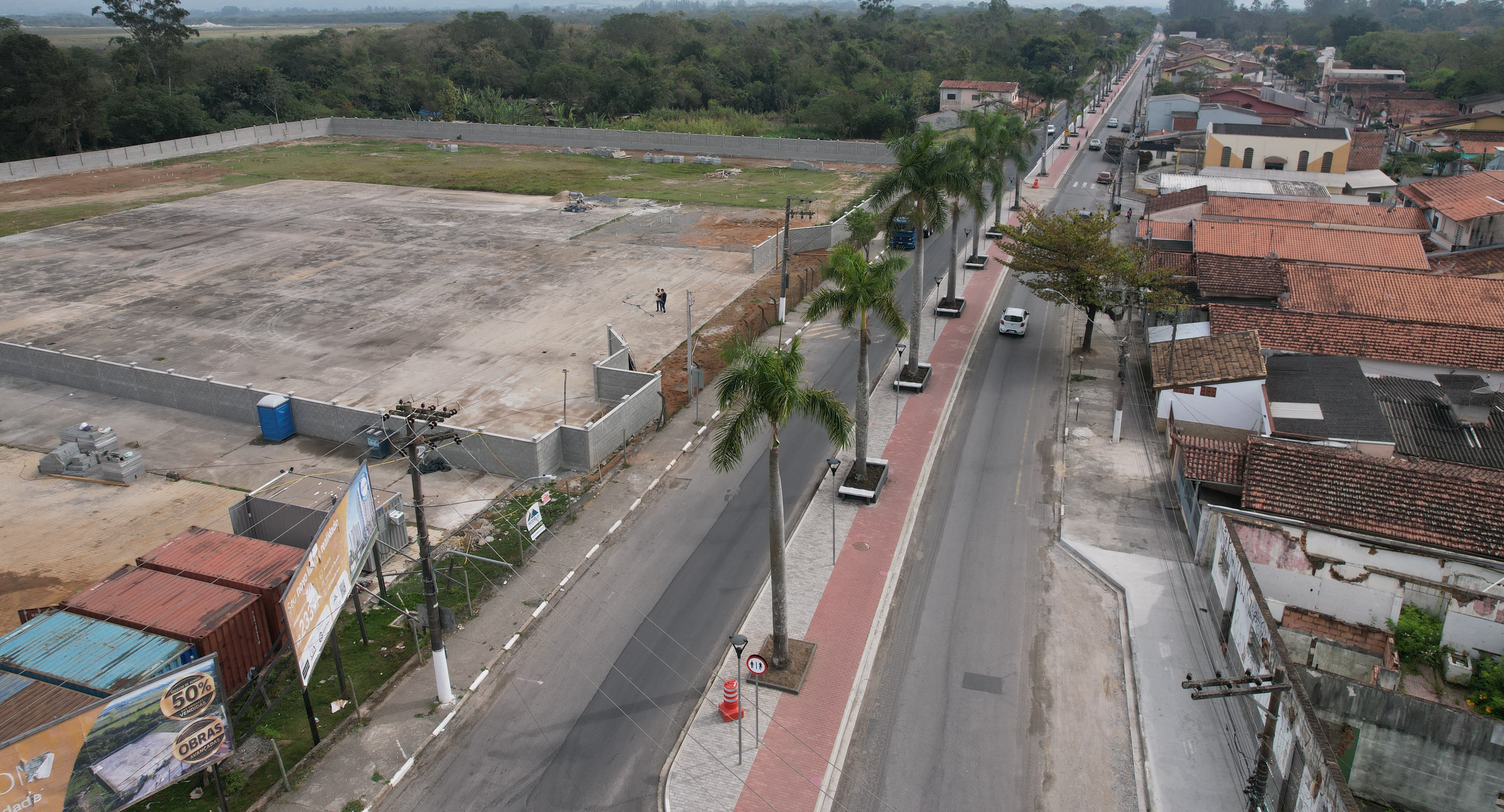 Revitalização da Avenida Theodorico Cavalcante de Souza na reta final
